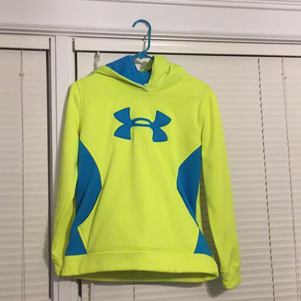under amour hoodie